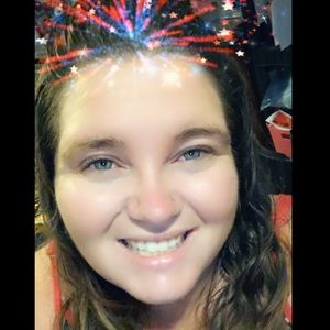Meet your Posher, Chelsey